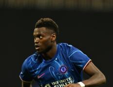 九游体育直播-队内竞争激烈，球员努力提高表现水平