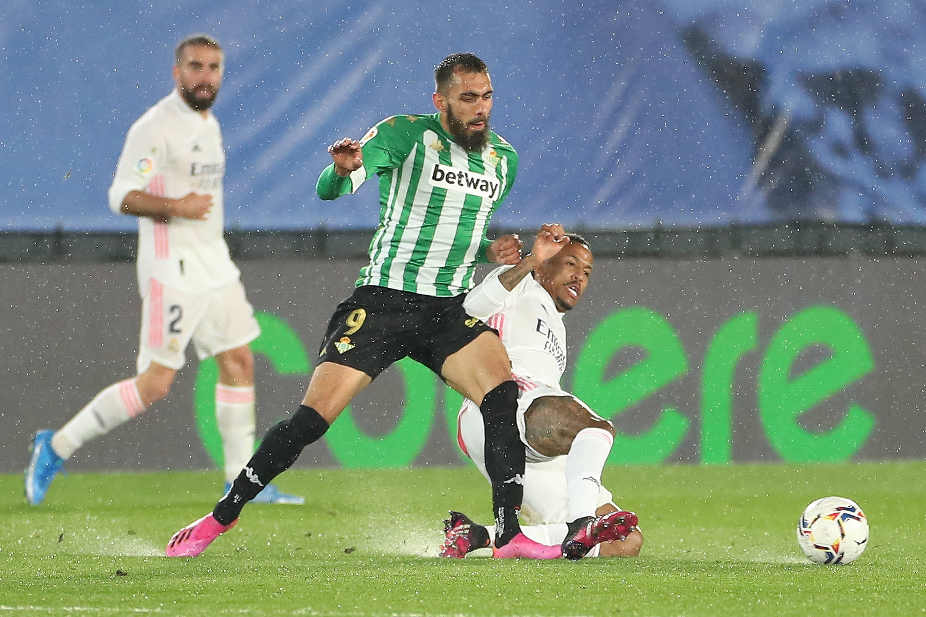 九游体育-欧洲足坛的风云再度翻天覆地