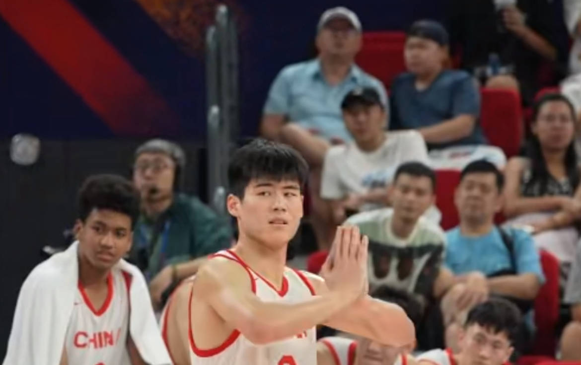 九游游戏-四川男篮拼尽全力，惜败对手遗憾出局