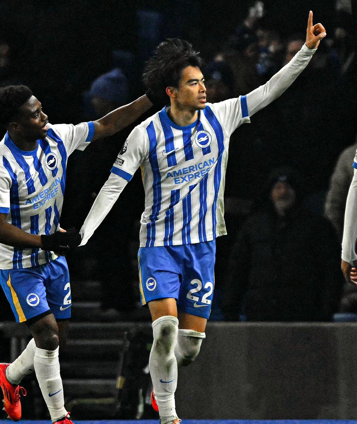 九游VIP-切尔西后卫丹-贝聂发挥稳定,队友围推磅礴士气