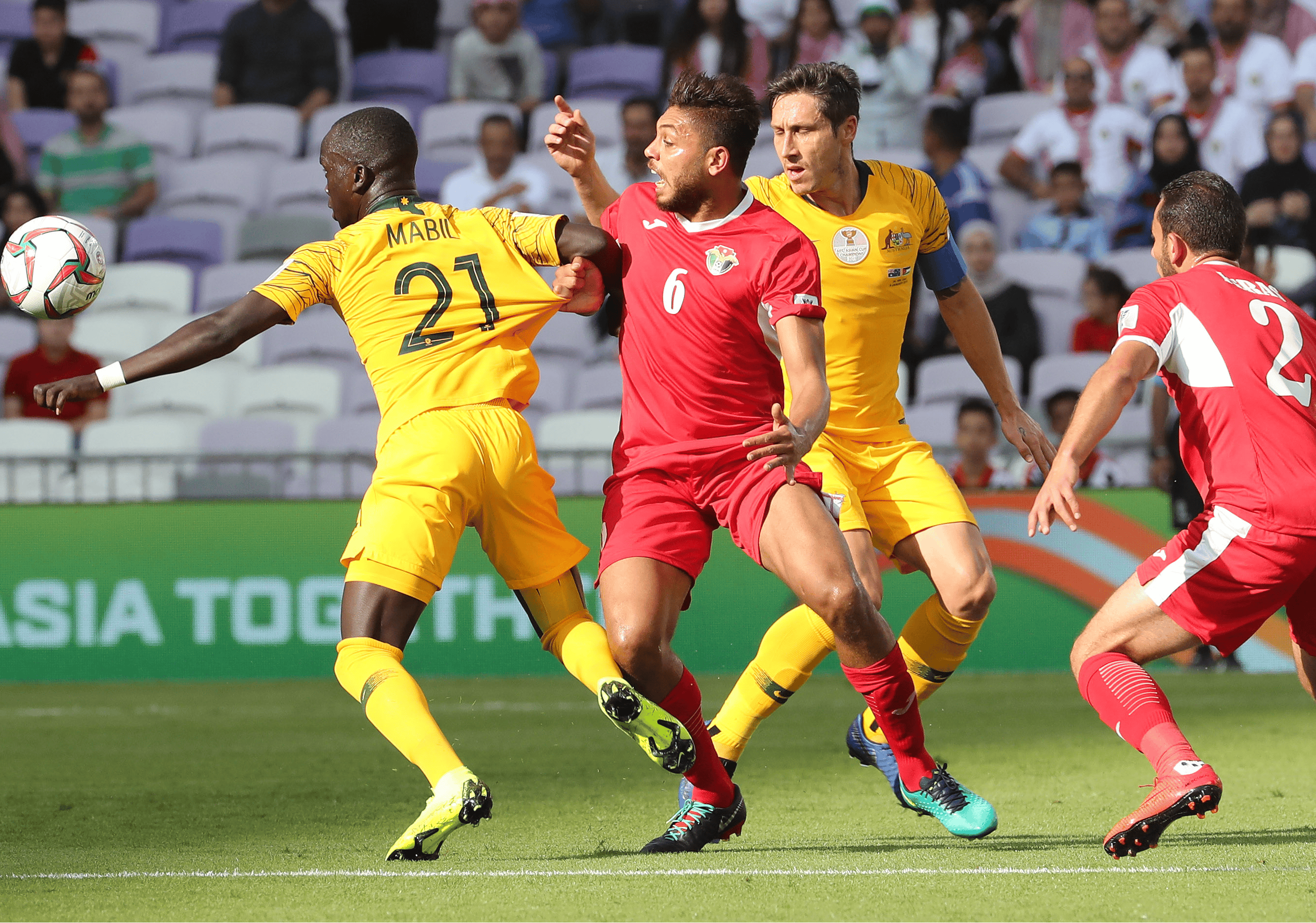 九游官网-澳大利亚球员士气高昂,面对强敌绝不退缩