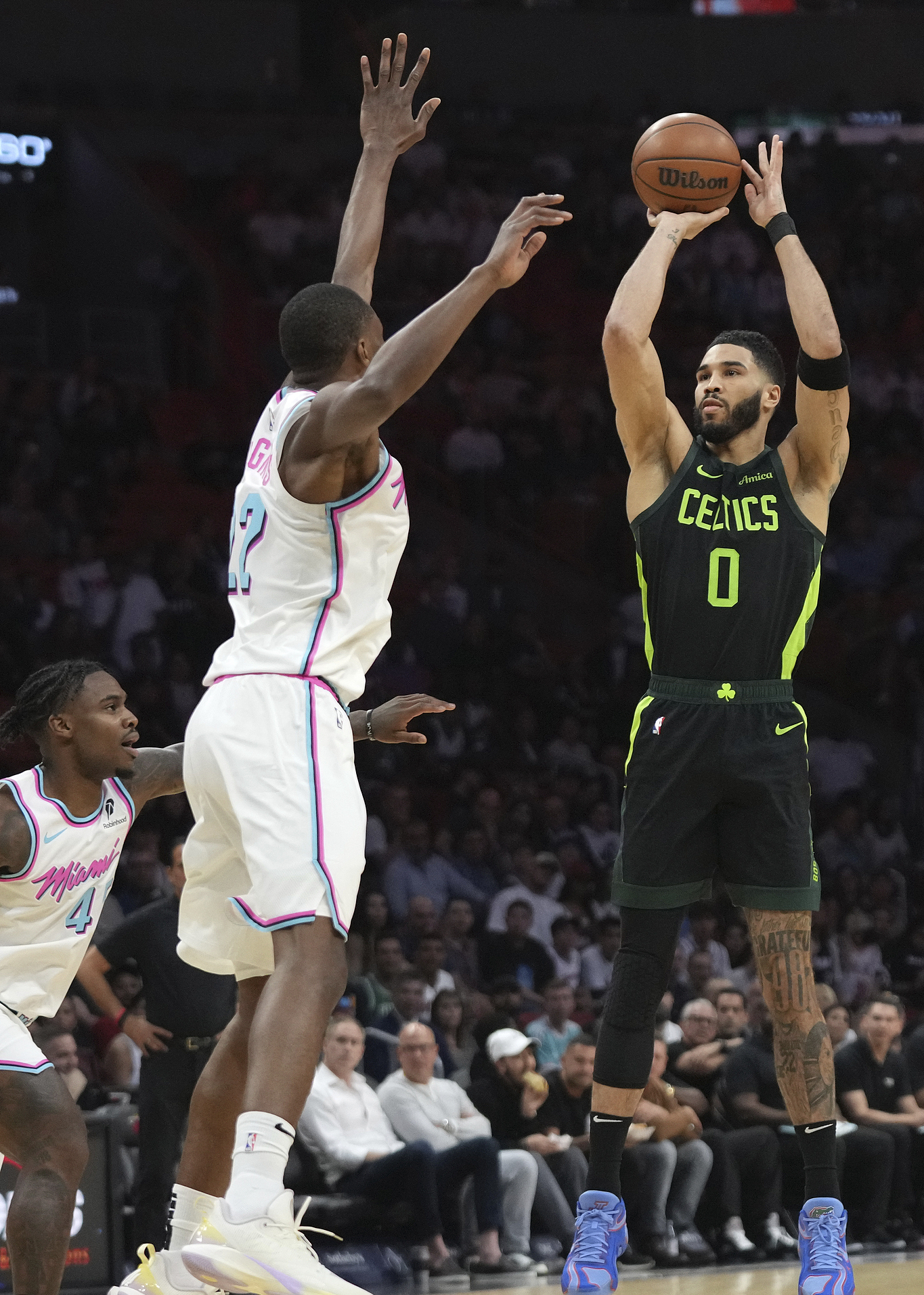 九游娱乐网站-热火胜凯尔特人迎来两连胜