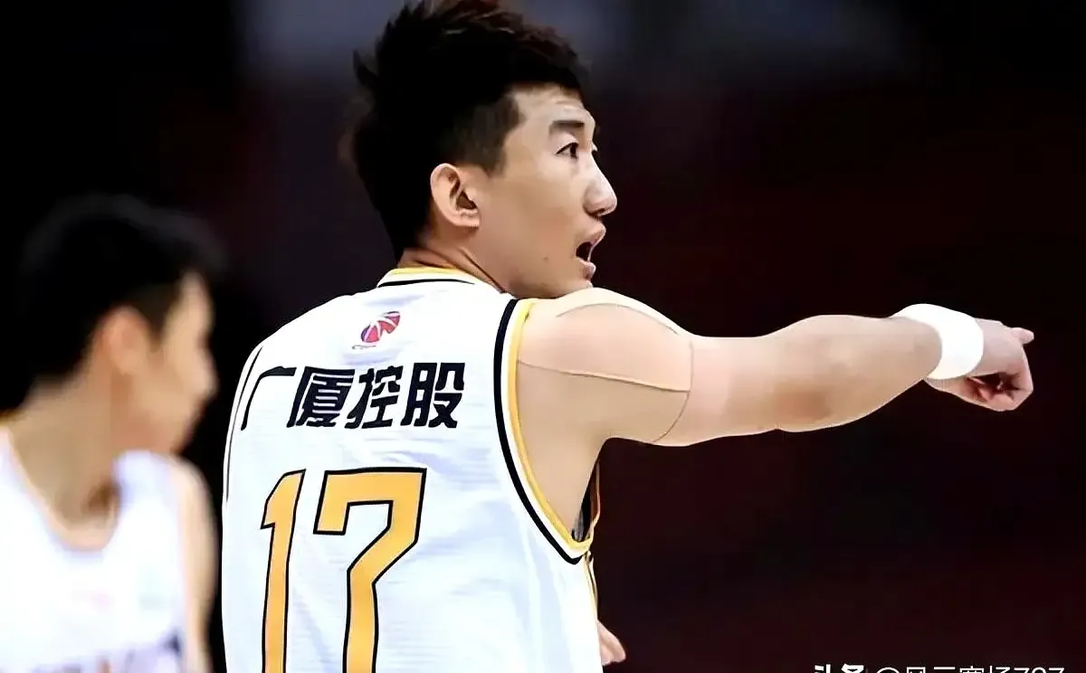 九游娱乐-吉林队鏖战勇士，孙铭徽状态火热的简单介绍